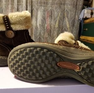 Bare traps women's boots